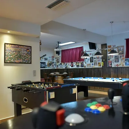 Giannis Playroom *